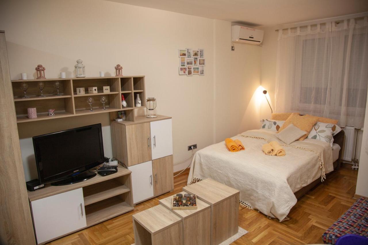 Apartment Vas Raj Novi Sad Exterior foto